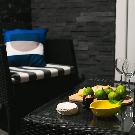Villa Blue Oasis Kastela