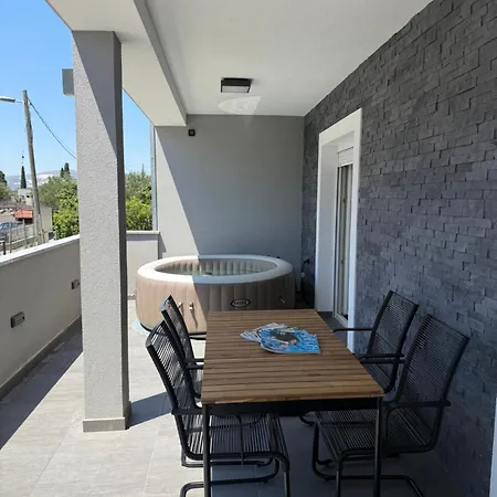 Villa Blue Oasis